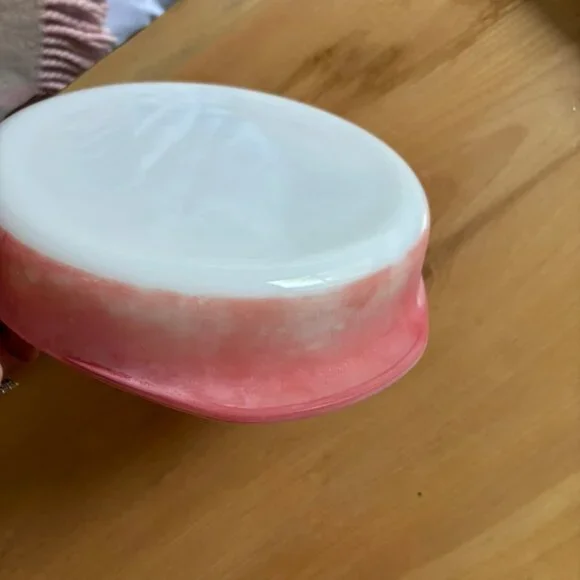 Vintage Pyrex Flamingo Pink #221 Round Baking Dish - Picture 7 of 7